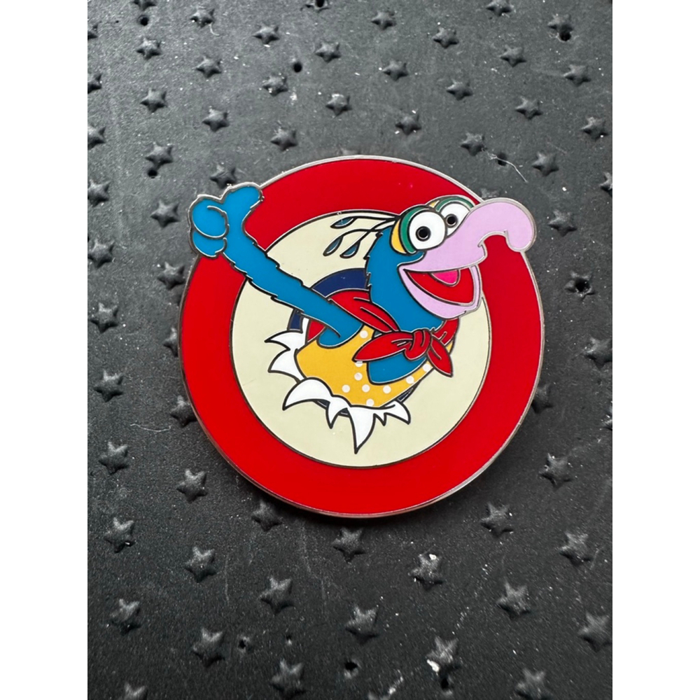 2025 Magical Marksman Mystery Pin Gonzo the Great DISNEY